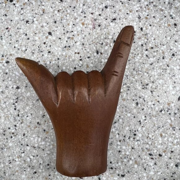 Vintage Carved Wood Hang Loose Hand Hawaii Shaka Sign Sculpture 4.5Tiki Surf Bar - Picture 3 of 7